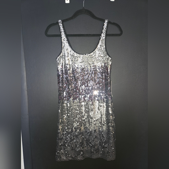 EXPRESS Sequined Gradient Mini Dress Cocktail Dress NEW YEARS M - Picture 1 of 3